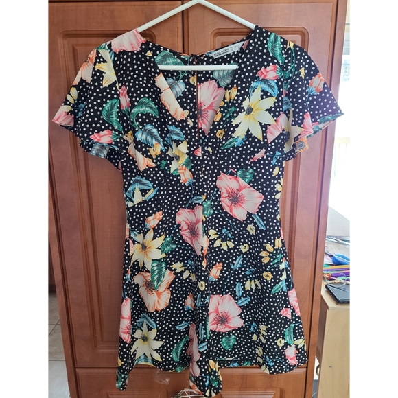 Zara floral romper - Picture 2 of 4